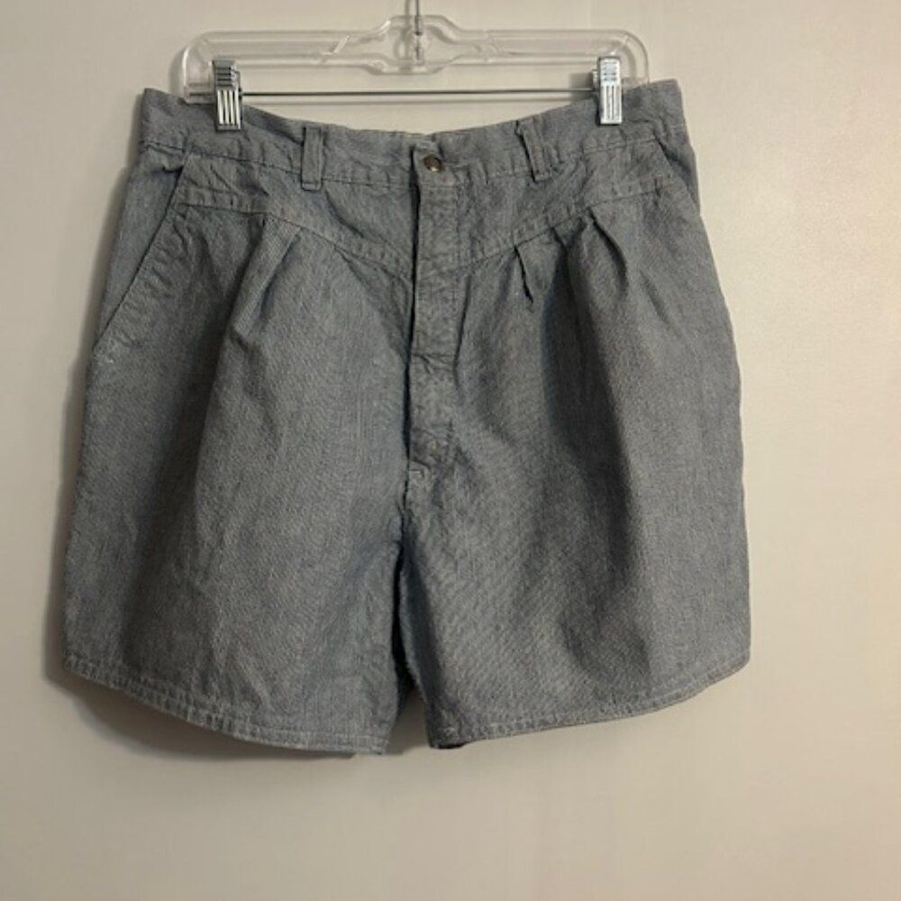 Props Vintage Blue/White stripe pleated front denim shorts, size 18